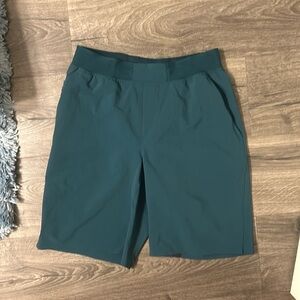 Men’s lululemon shorts